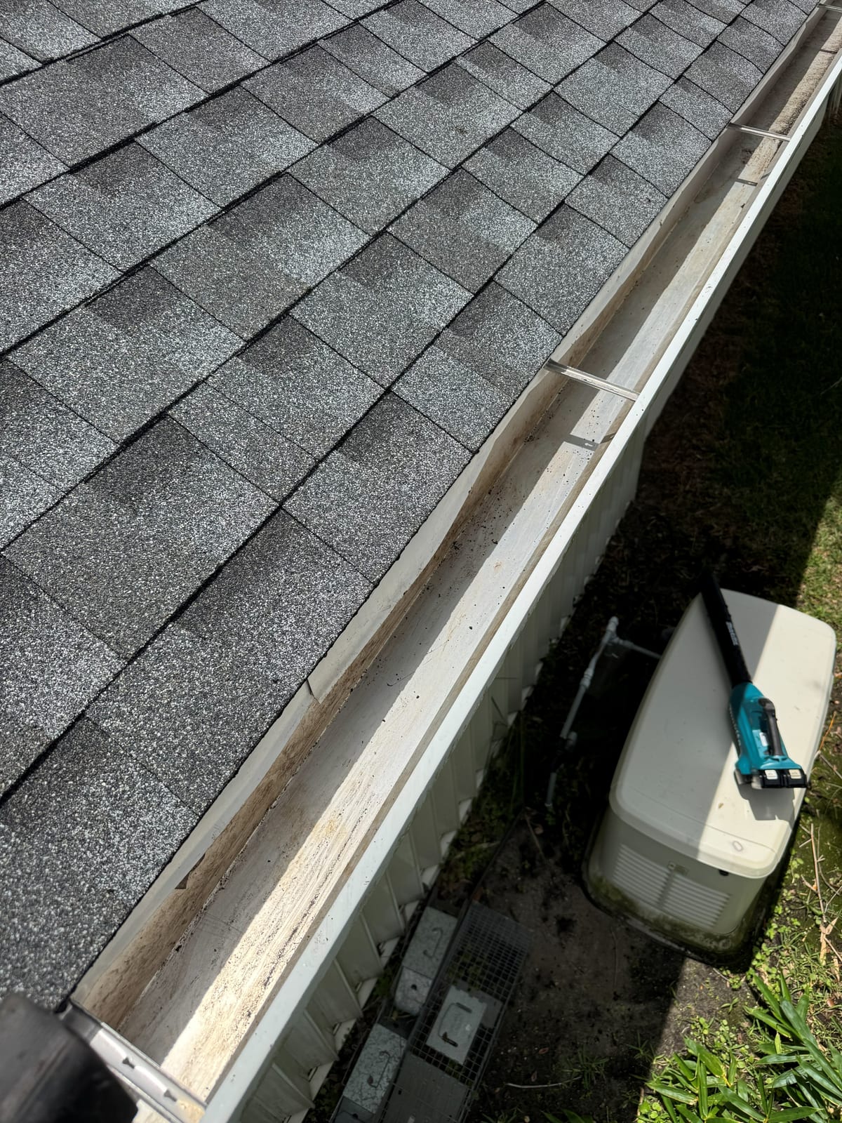 Gutter Cleaning in Titusville