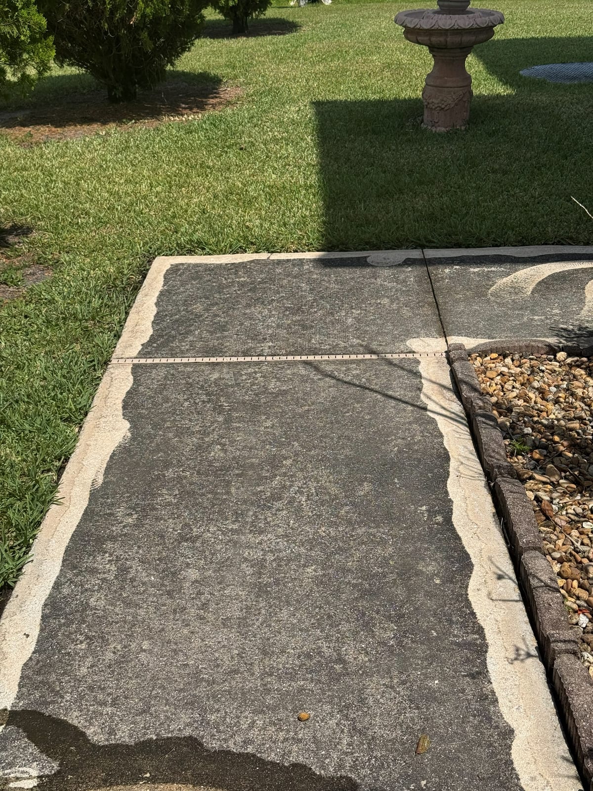 Concrete Walkway Cleaning